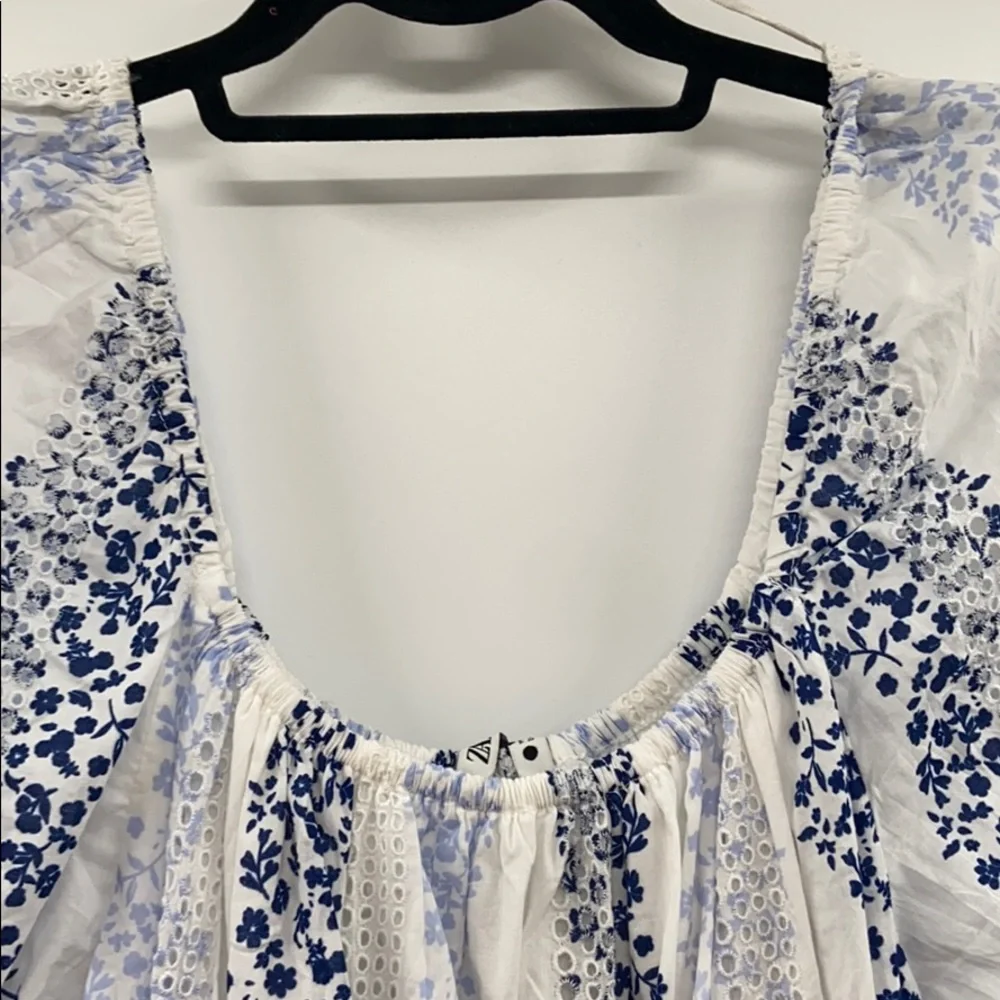 Zara bloggers fave embroidered eyelet dress - Picture 11 of 16